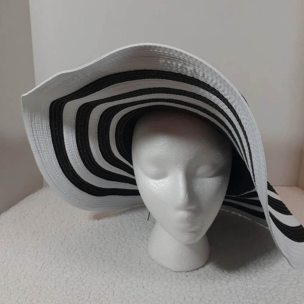 🔥3/$70 🎉3xHP🎉 *NWT* Vince Camuto Women's Hat - Picture 2 of 7